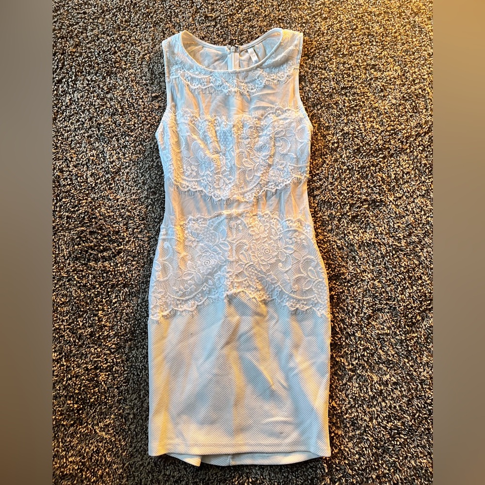 Elegant White Lace Dress